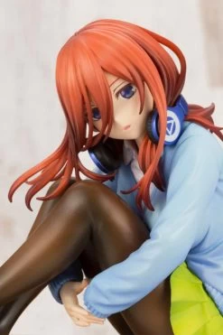 Kotobukiya 1/8 The Quintessential Quintuplets Miku Nakano Scale Statue Figure PP822 15 Kotobukiya 1/8 The Quintessential Quintuplets Miku Nakano Scale Statue Figure PP822 -Popmart 190526018082g