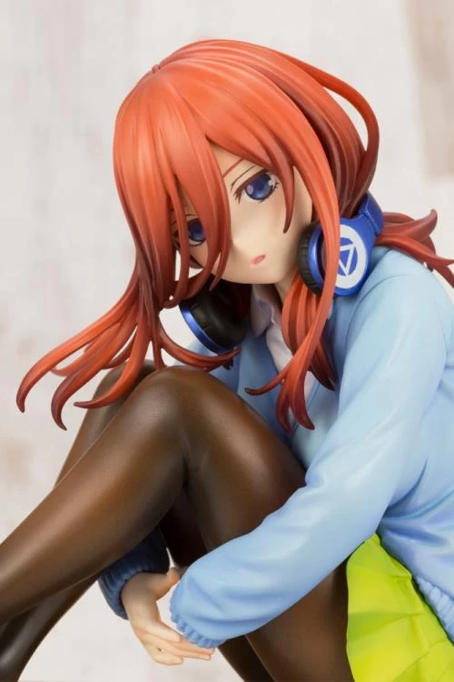 Kotobukiya 1/8 The Quintessential Quintuplets Miku Nakano Scale Statue Figure PP822 7 Kotobukiya 1/8 The Quintessential Quintuplets Miku Nakano Scale Statue Figure PP822 - Image 7