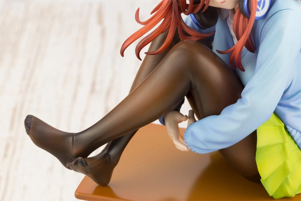 Kotobukiya 1/8 The Quintessential Quintuplets Miku Nakano Scale Statue Figure PP822 8 Kotobukiya 1/8 The Quintessential Quintuplets Miku Nakano Scale Statue Figure PP822 - Image 8