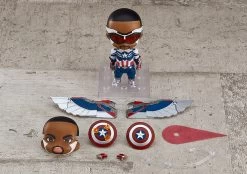 GOOD SMILE COMPANY Nendoroid #1618-DX Captain America (Sam Wilson) The Falcon And The Winter Soldier