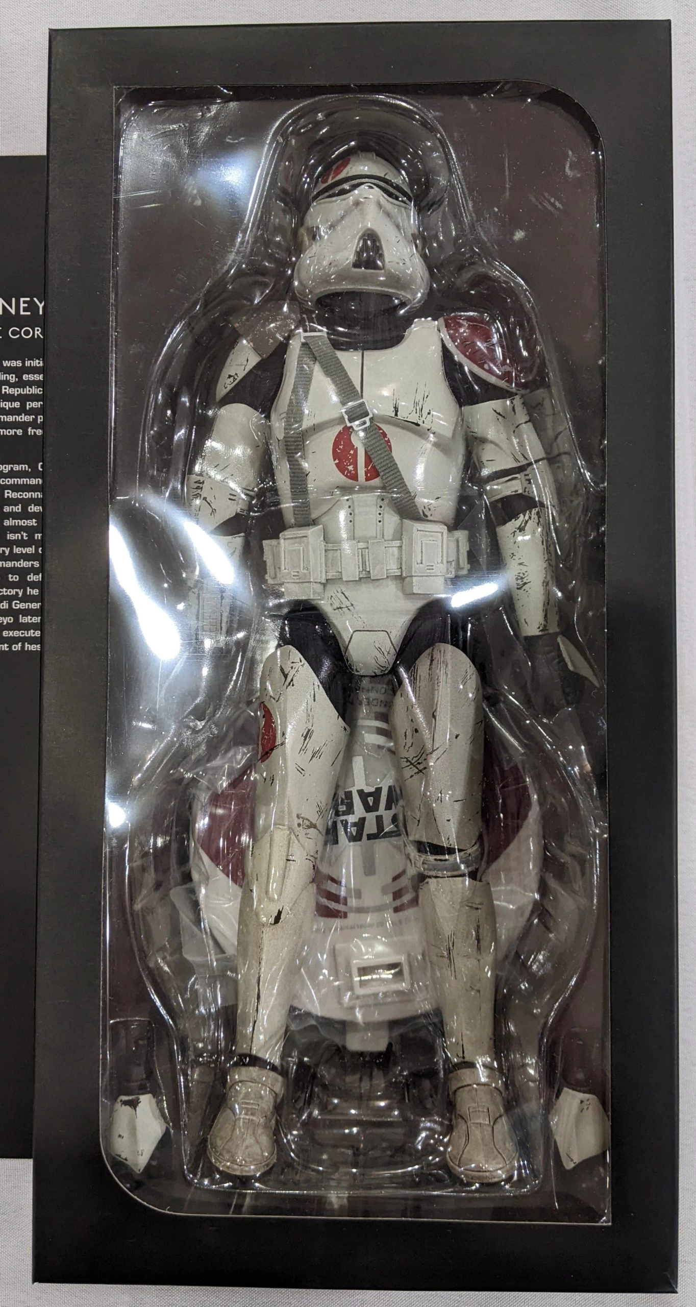 Sideshow Collectible 1/6 Star Wars Militaries Of Star Wars 91st Reconnaissance Corps Commander Neyo Sixth Scale Figure *Open Box* 2 Sideshow Collectible 1/6 Star Wars Militaries Of Star Wars 91st Reconnaissance Corps Commander Neyo Sixth Scale Figure *Open Box* - Image 2