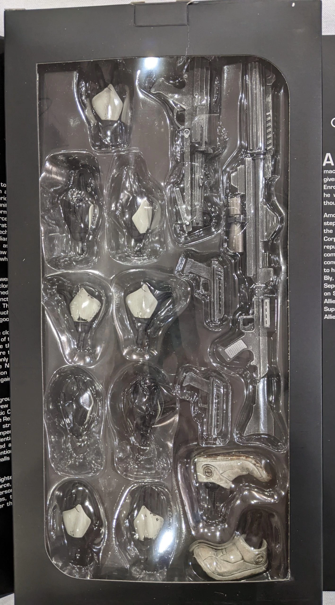 Sideshow Collectible 1/6 Star Wars Militaries Of Star Wars 91st Reconnaissance Corps Commander Neyo Sixth Scale Figure *Open Box* 3 Sideshow Collectible 1/6 Star Wars Militaries Of Star Wars 91st Reconnaissance Corps Commander Neyo Sixth Scale Figure *Open Box* - Image 3