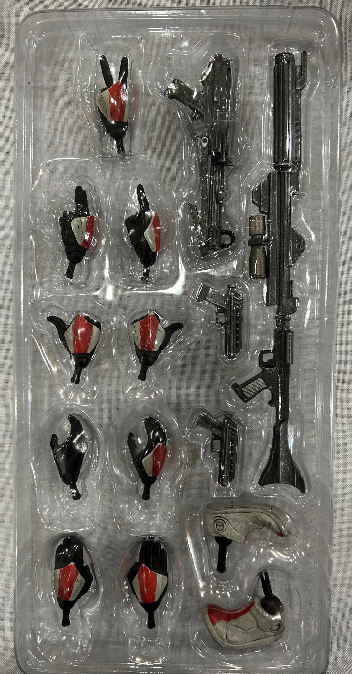 Sideshow Collectible 1/6 Star Wars Militaries Of Star Wars 612th Attack Battalion Commander Ganch Sixth Scale Figure *Open Box* 7 Sideshow Collectible 1/6 Star Wars Militaries Of Star Wars 612th Attack Battalion Commander Ganch Sixth Scale Figure *Open Box* - Image 7